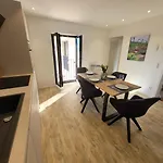 Apartament Vinesinn *